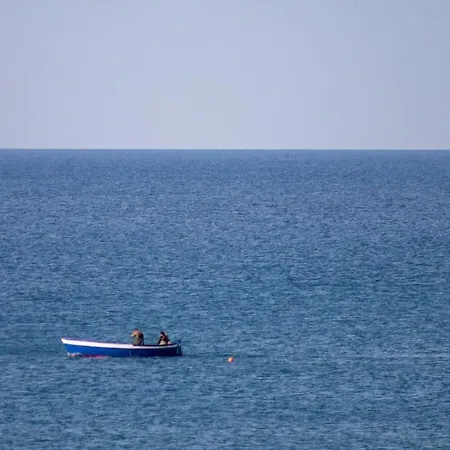 A Pochi Passi Dal Mare 公寓 *